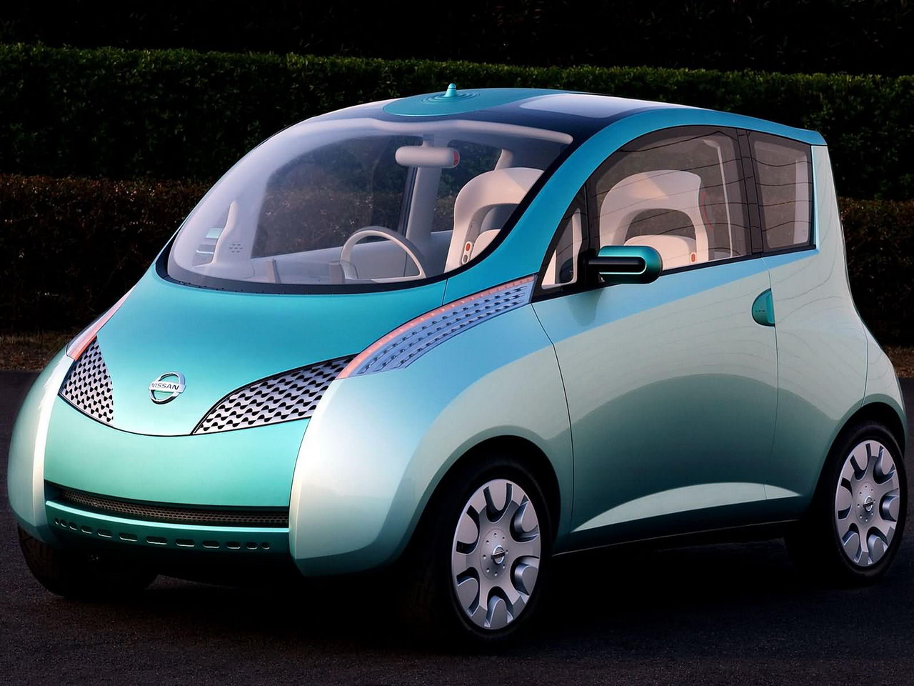 Nissan Effis Concept 2003_002.jpg